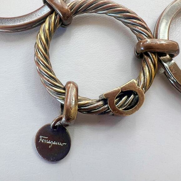 RARE Salvatore Ferragamo Timeless Gancini 80s Vintage Statement Keyring - Picture 6 of 7